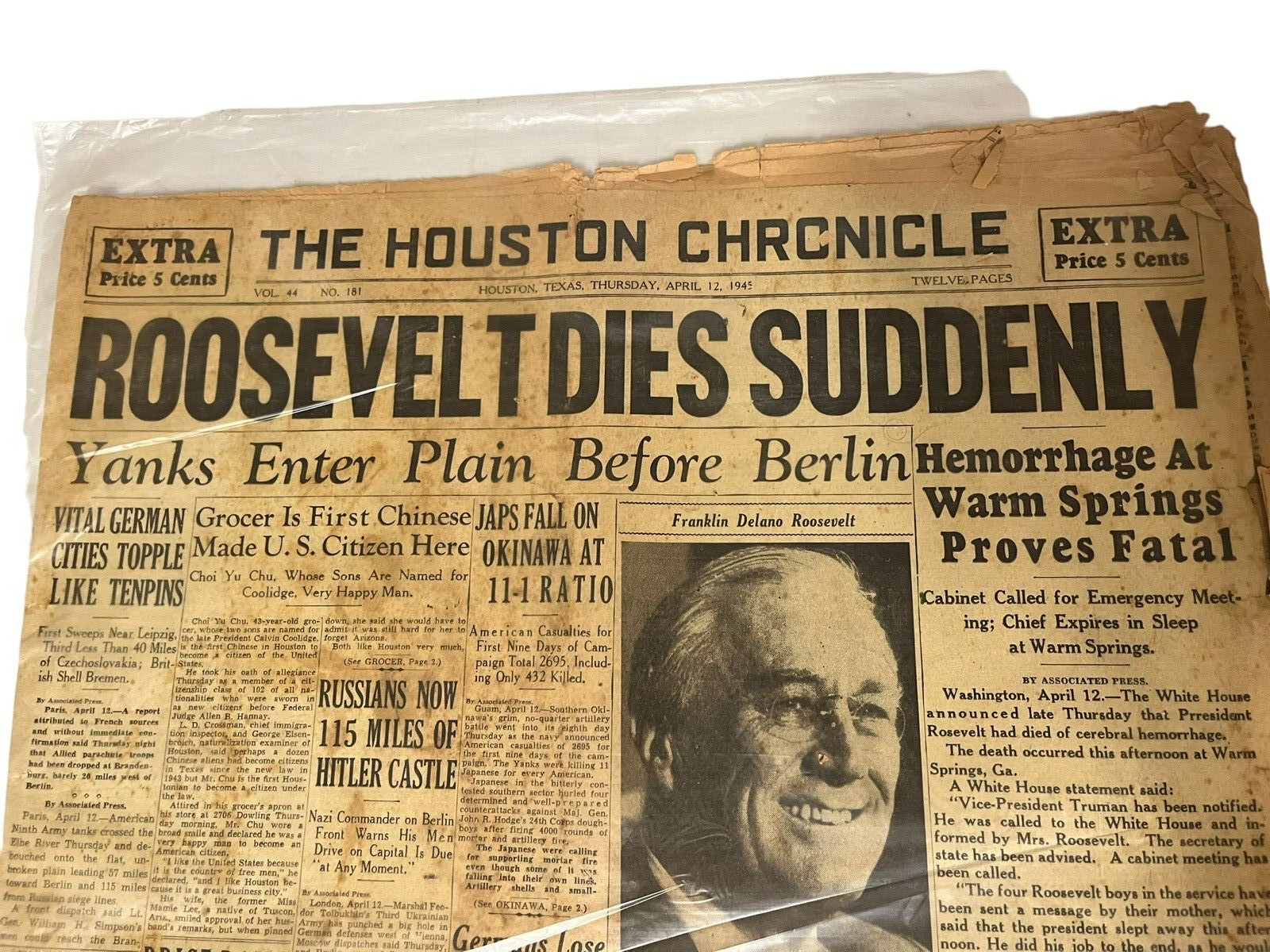 1945 ROOSEVELT DIES SUDDENLY THE HOUSTON CHRONICLE WW II NEWSPAPER ORIGINAL