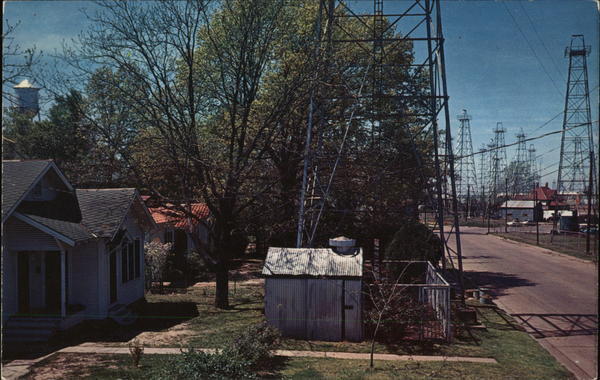 Kilgore,TX Oil Well in Front Yard Rusk,Gregg County Texas Walcott & Sons Vintage