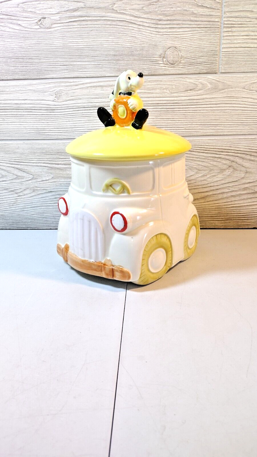 Dog Driving Car Ceramic Cookie Jar Japan (HSYN-MAL-4)