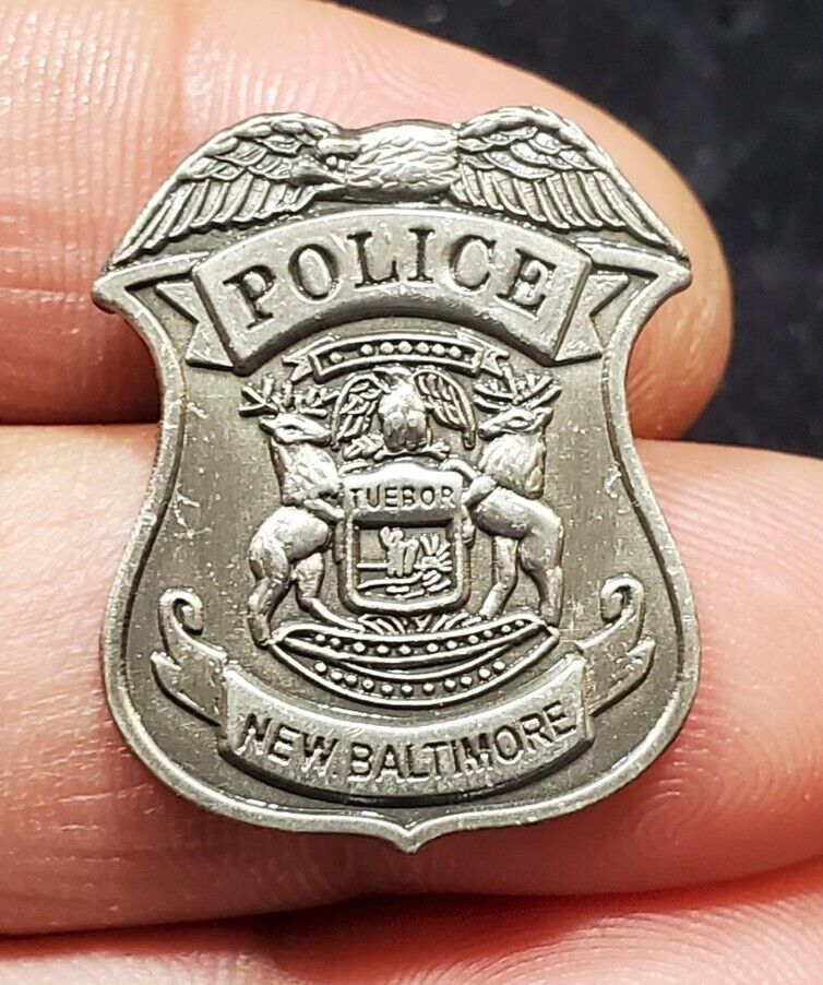 Vintage Obsolete New Baltimore Police Pin