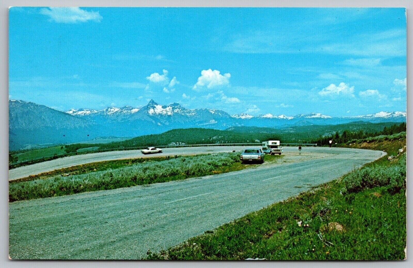 Montana Horseshoe Curve Beartooth Highway Yellowstone National Park UNP Postcard