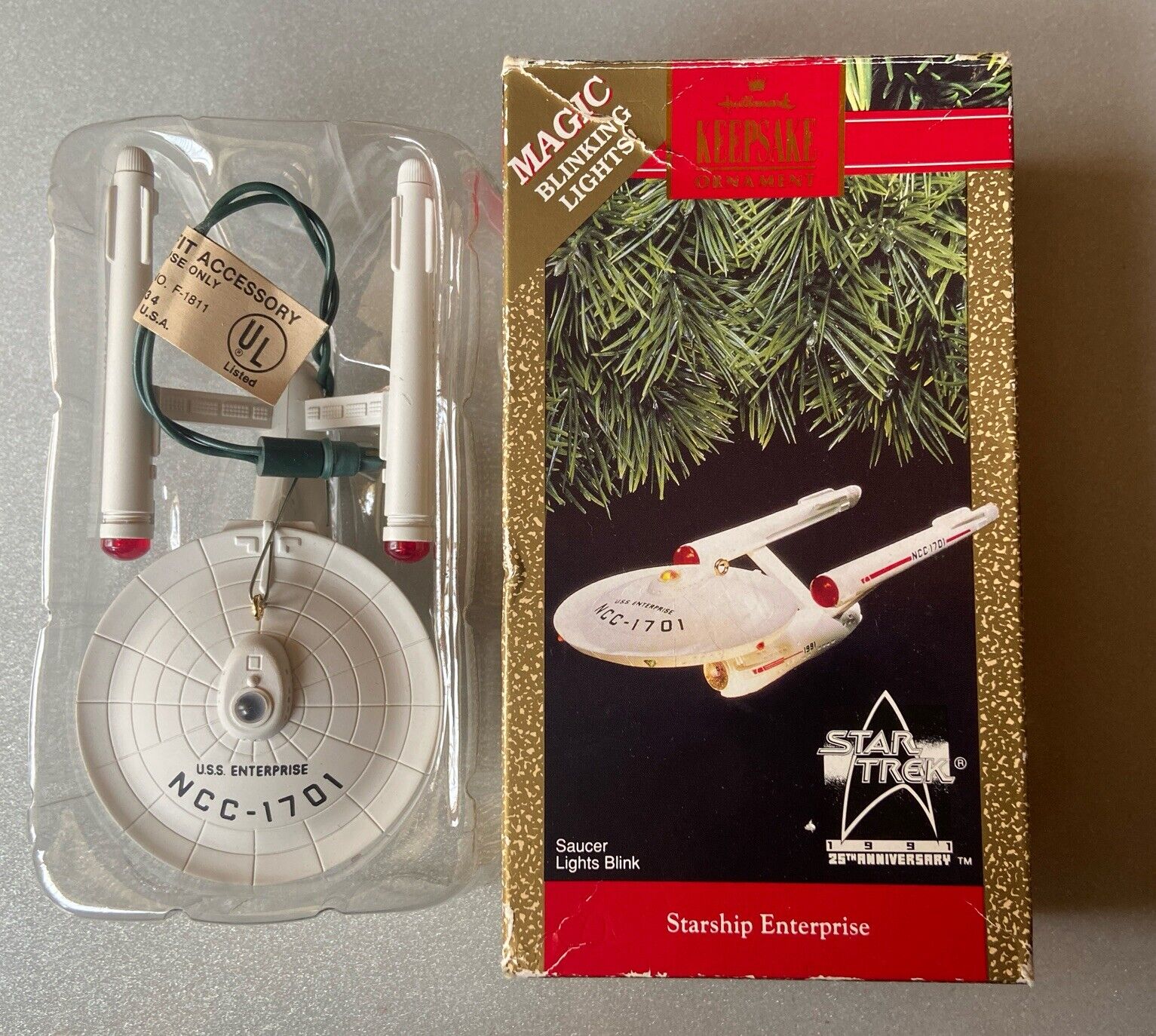 1991 Hallmark Keepsake Ornament Star Trek STARSHIP ENTERPRISE 25 Anniversary