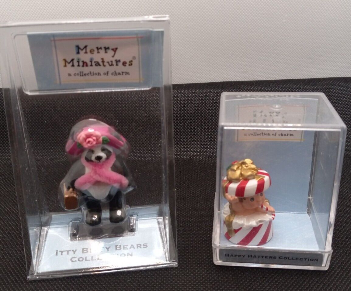 Lot Of 2 Merry Minatures 2002 Itty Bitty Bear &2000 Happy Hatters Ornaments 2720