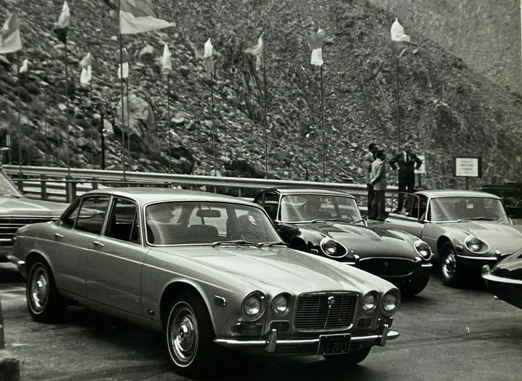 Jaguar Car Dealer Palm Springs 70s Flag Vintage B&W Photograph Snapshot 8 x 10