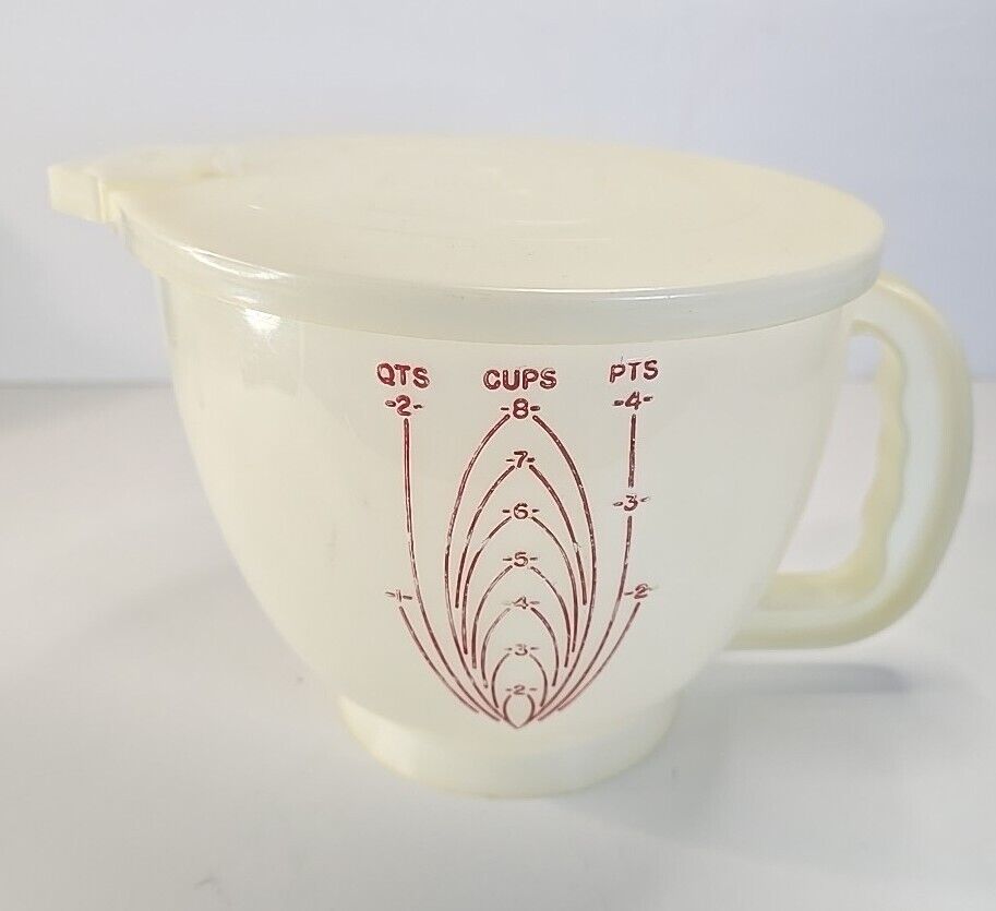 Vintage TUPPERWARE 500 Mix N Store 8 Cup 2 Qt Measuring Bowl Pitcher With Lid