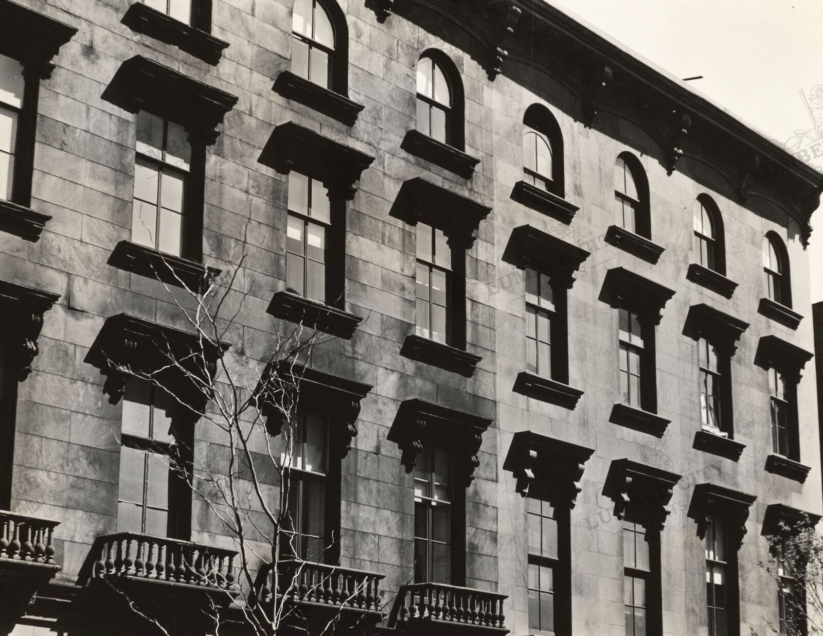 1936 Brooklyn Facade, 65-71 Columbia Heights NY New York 8.5\