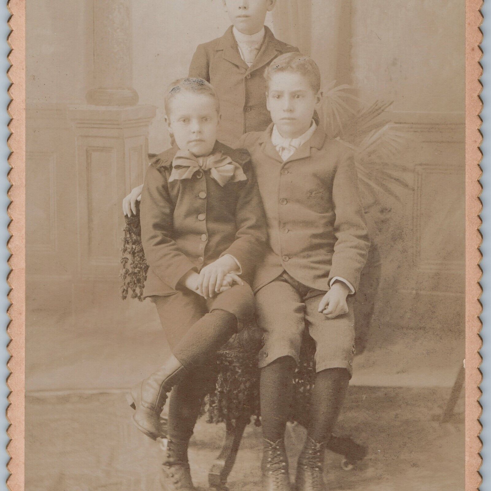 c1880s Newville, PA Sibling Brothers Boys Young Men Cabinet Card Photo Beetem B1