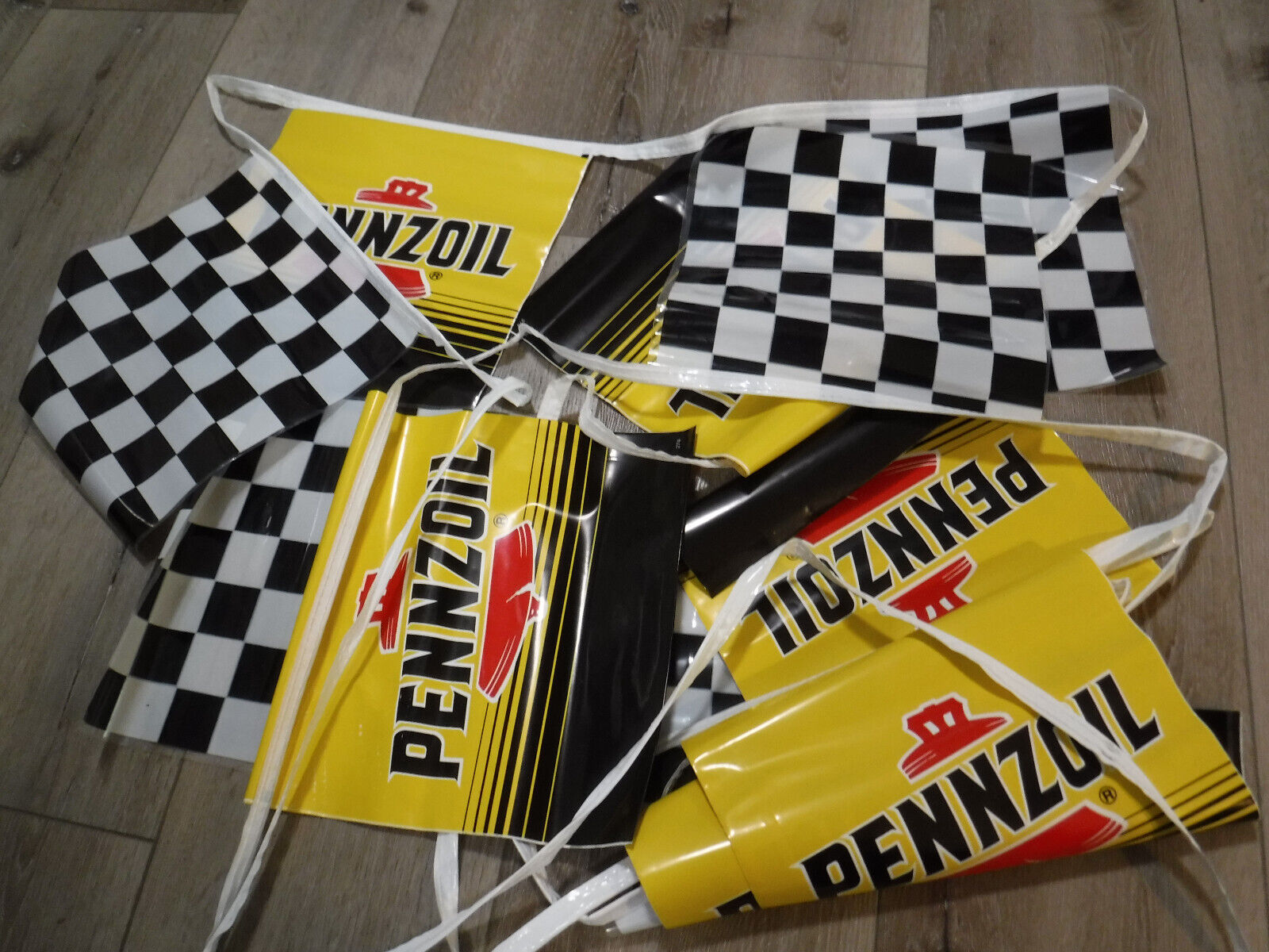 vtg PM1 Pennzoil Car Vinyl Gas Station Banner Sign Indy 500 Race Checkered Flag