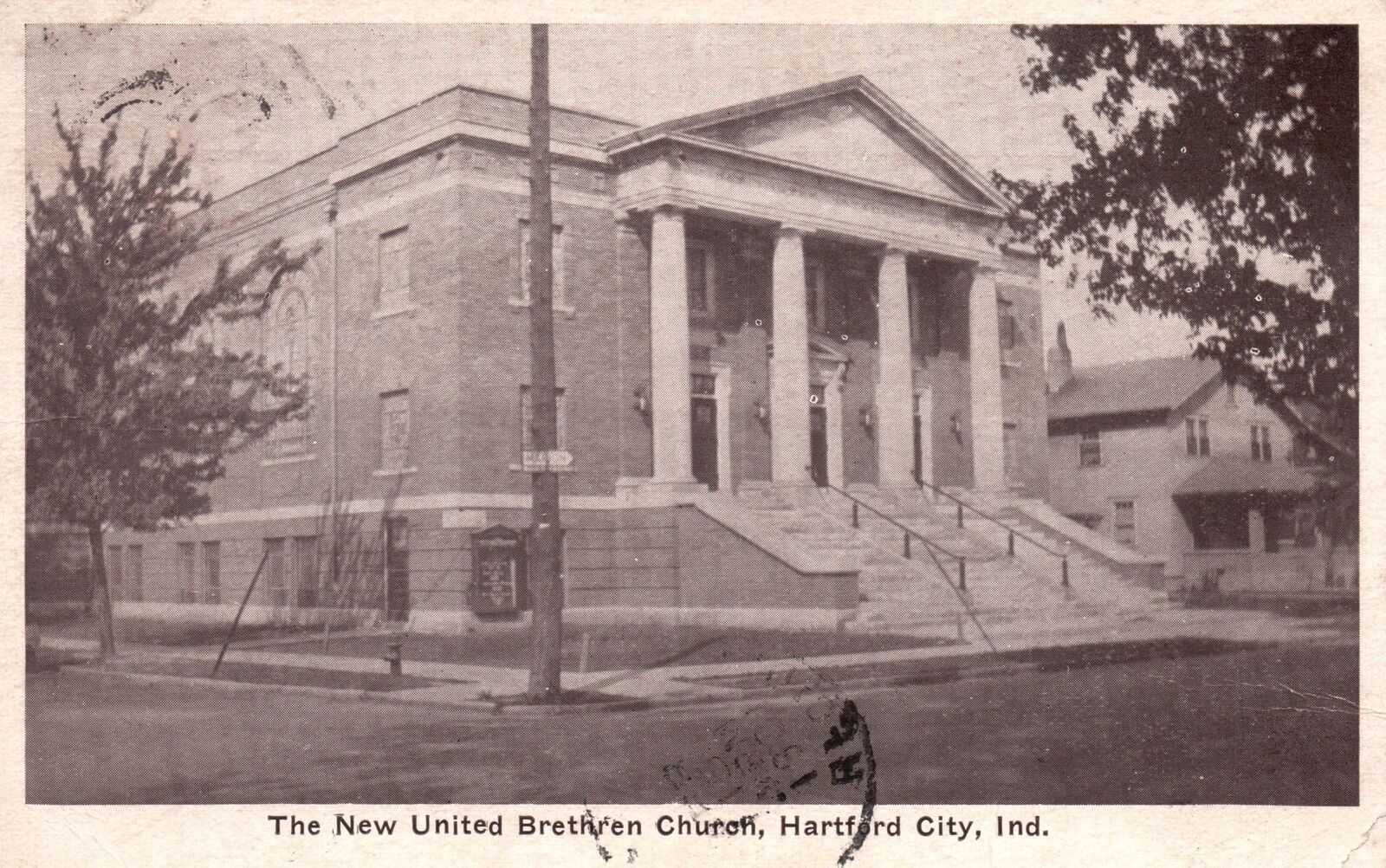 Vintage Postcard 1920's The New United Brethren Church Hartford City Indiana IN