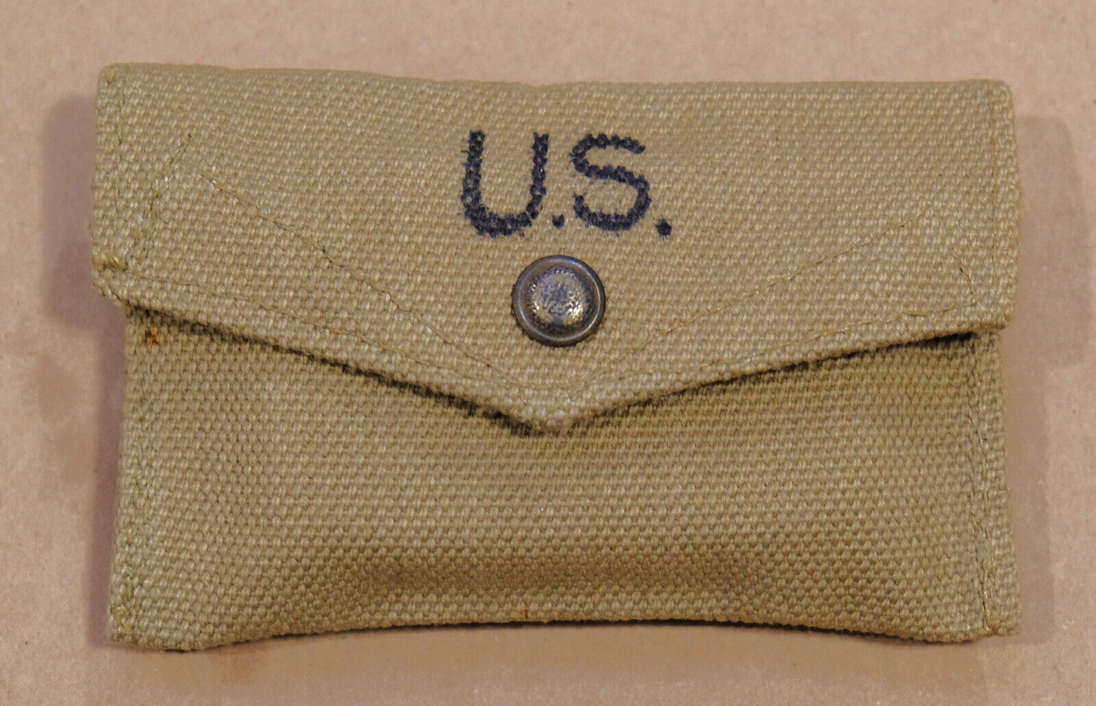 NOS M1942 British Made First Aid Pouch with Bandage