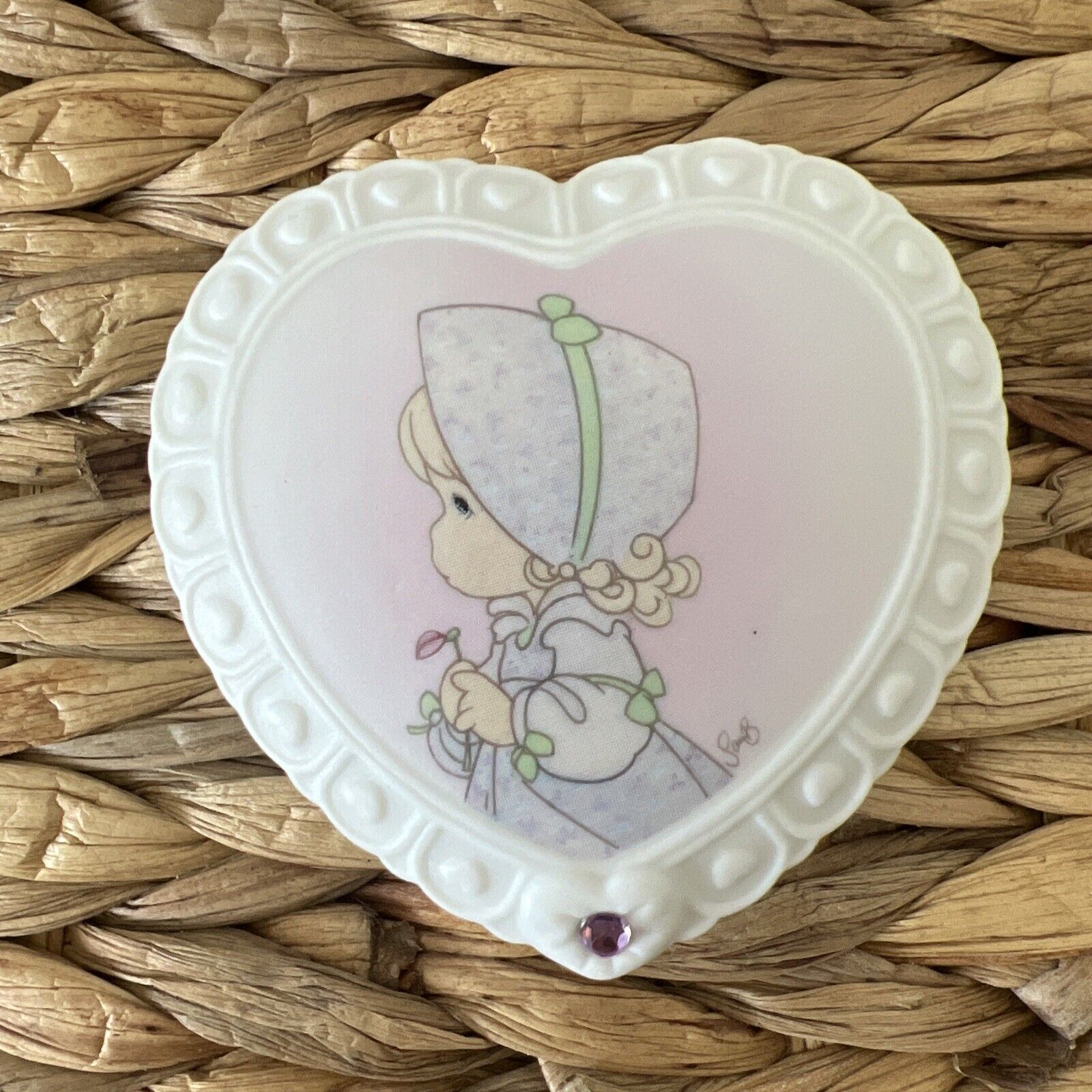 NIB Enesco Precious Moments February Birthday Amethyst Porcelain Heart Box