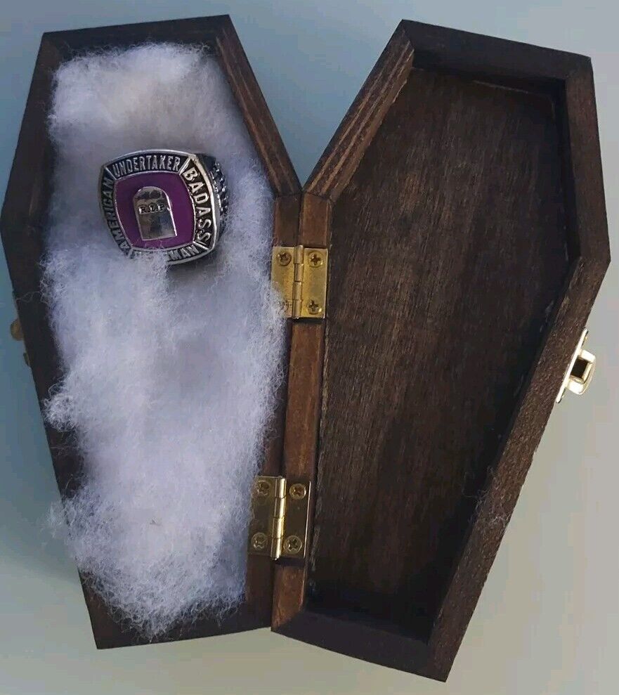 WWE The Undertaker VERY RARE COFFIN W/UNDERTAKER COLLECTIBLE RING INSIDE🔥🔥