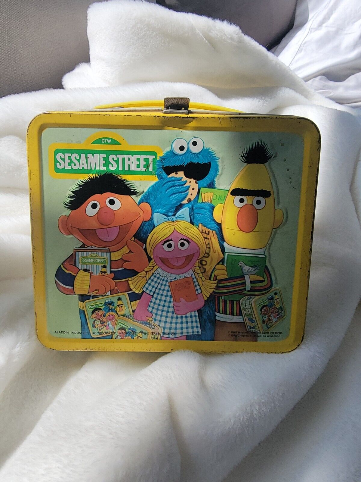 Vintage 1979 Sesame Street  Tin Lunchbox