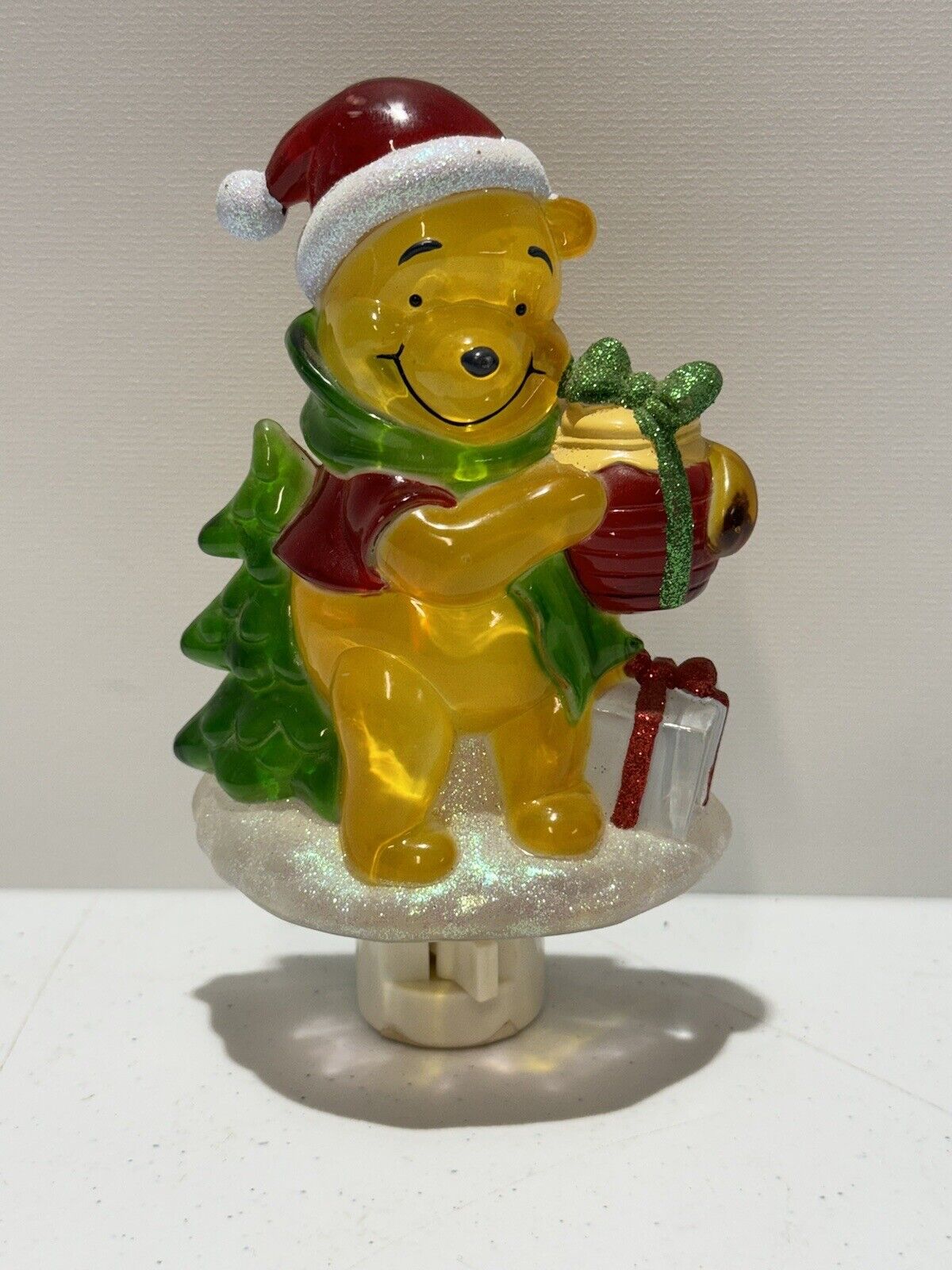 Disney Winnie The Pooh Christmas Holiday Night Light Santa Hat Tree Gifts