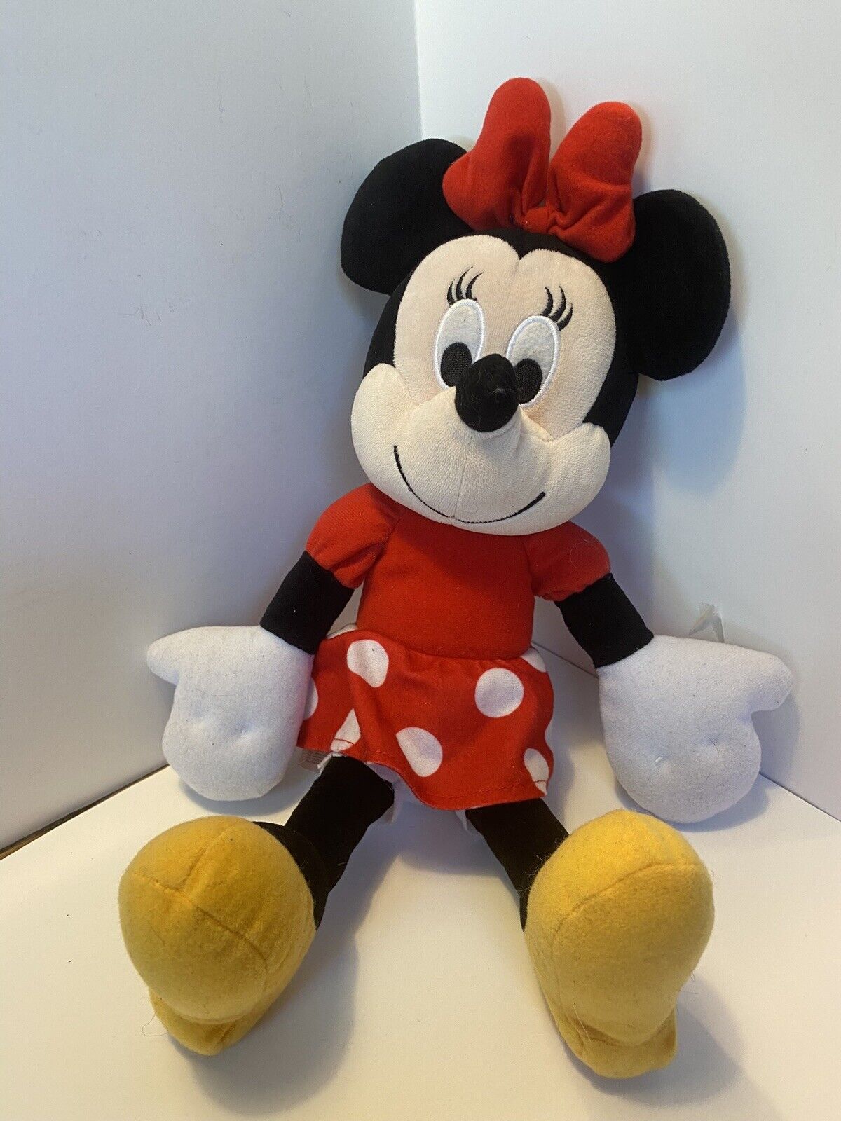 Disney Minnie Mouse Plush 14” Stuffed Toy Kohls Cares