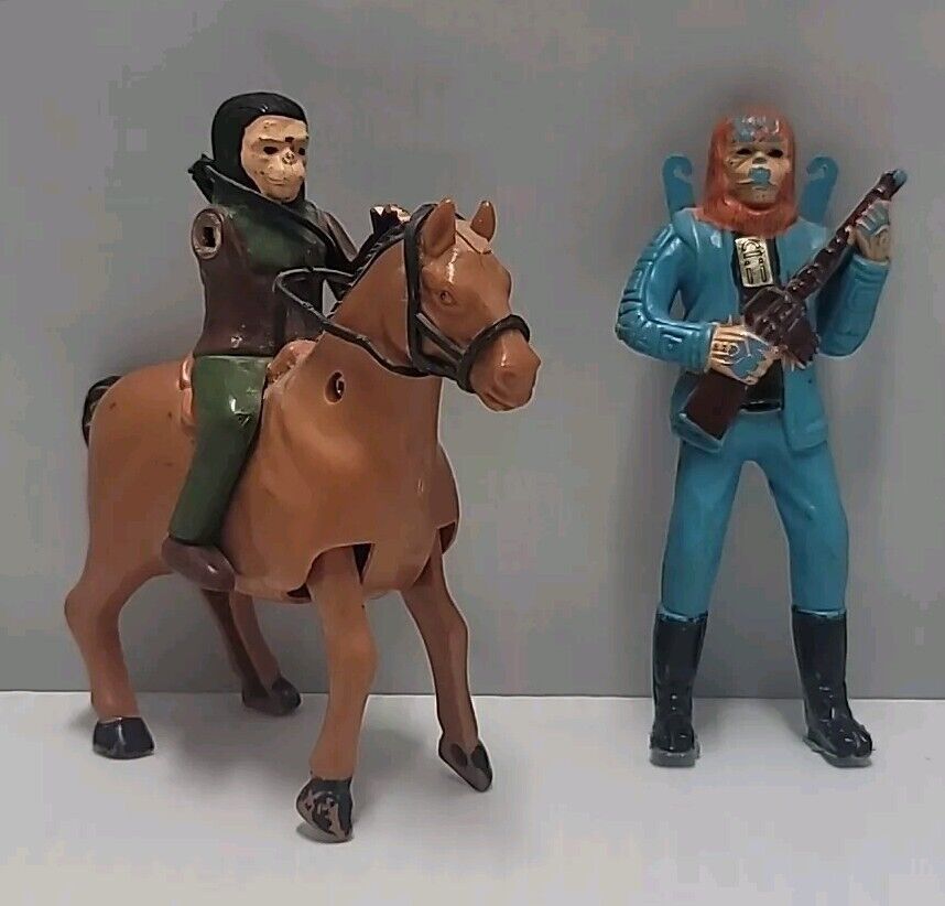 Planet Of The Apes Galen Riding Horse Figure Wind Up Toy & parachuting Dr. Zaius