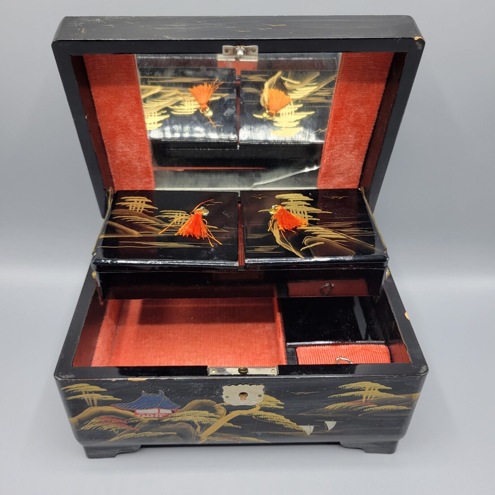 Vtg Japanese Black Lacquer Pagoda Hand Painted Mother of Pearl Inlay Jewelry Box