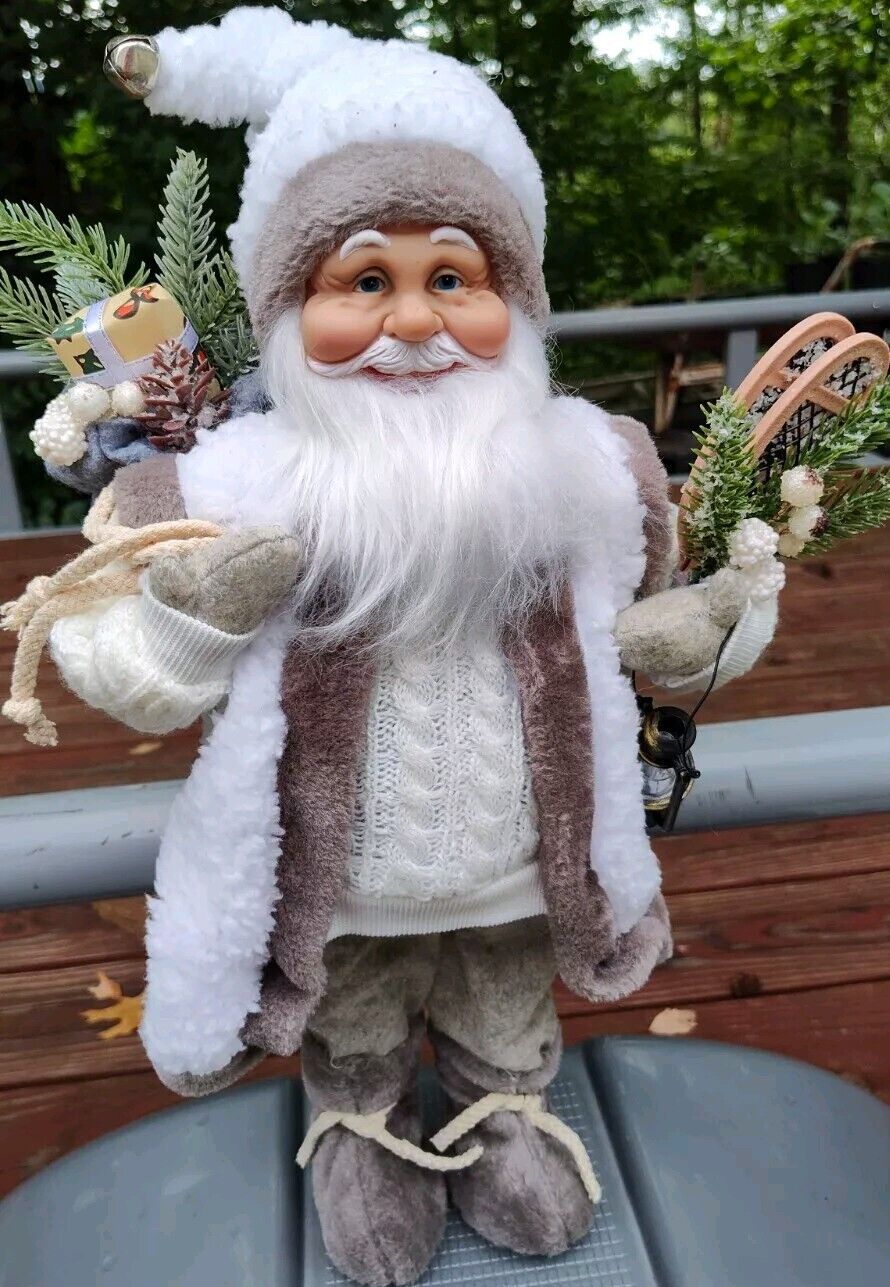 Christmas Santa Clause Figurine Holiday Time Standing Décor Rustic White Silver 