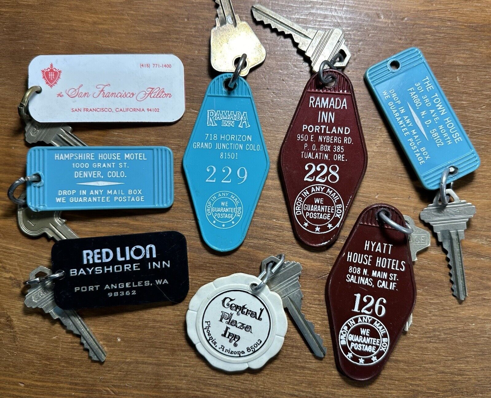 Vintage 1960s/70s Hotel Motel Room Keys & Fobs Mixed Lot Collection #5