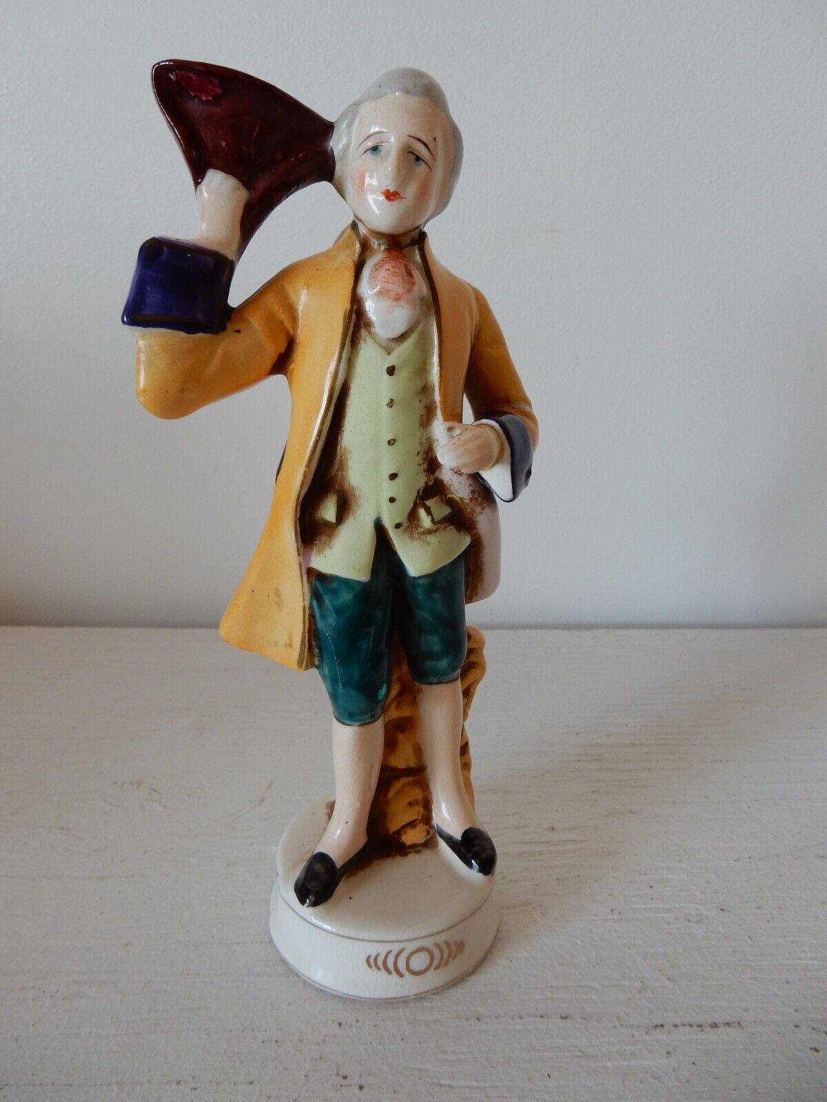 Vintage Historical Figurine that Looks Like Thomas Jefferson - Priority Shipping