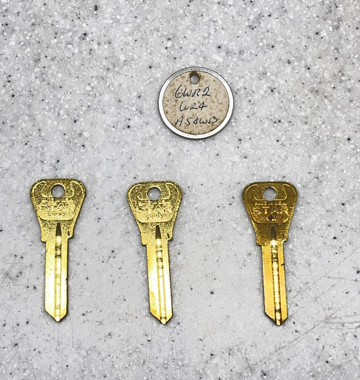 Set of Three Vintage Star Keys 6WR2