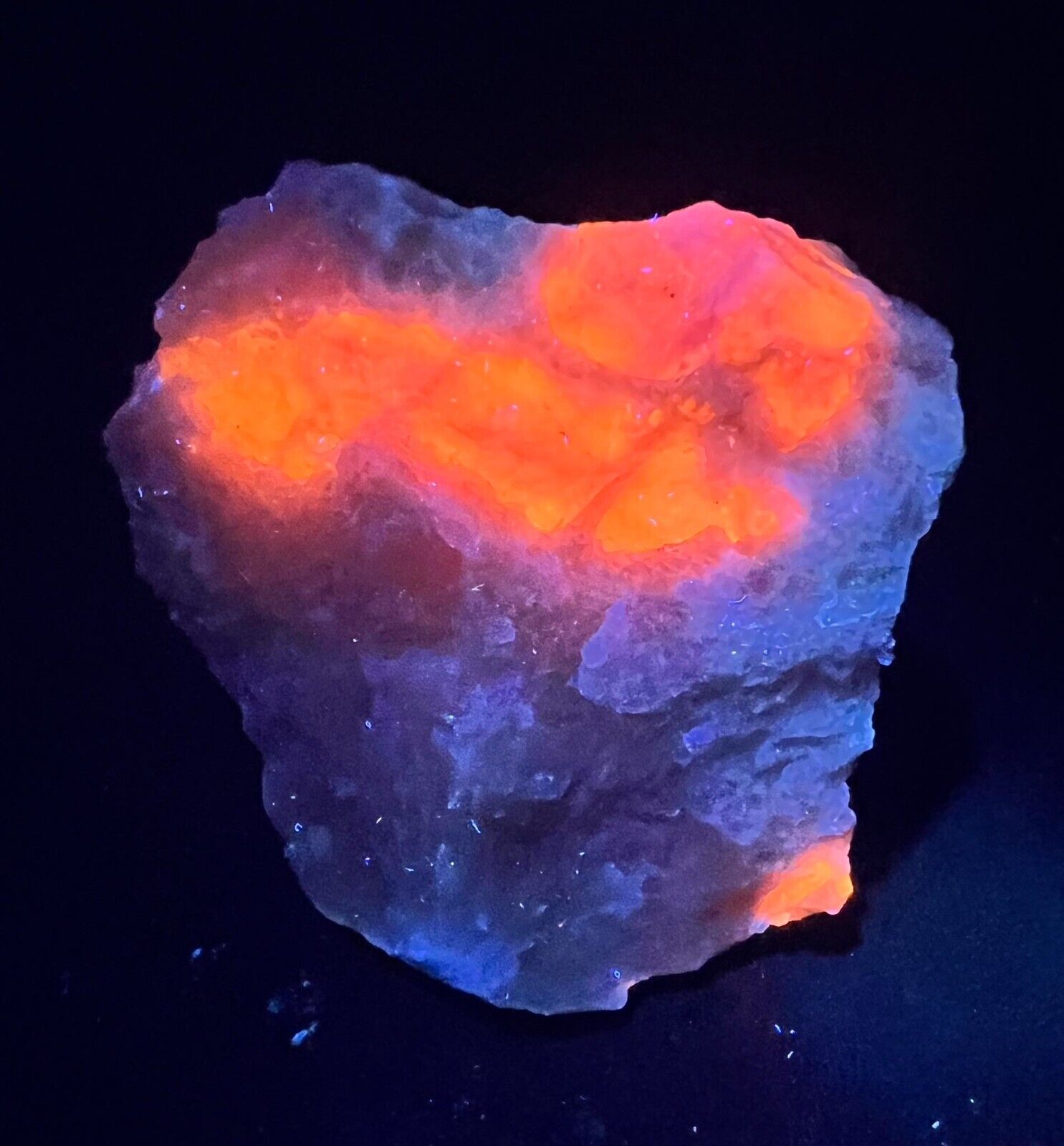 815 Carats Top Fluorescent Sharp Tenebrescent Hackmanite Crystal Piece From @AFG