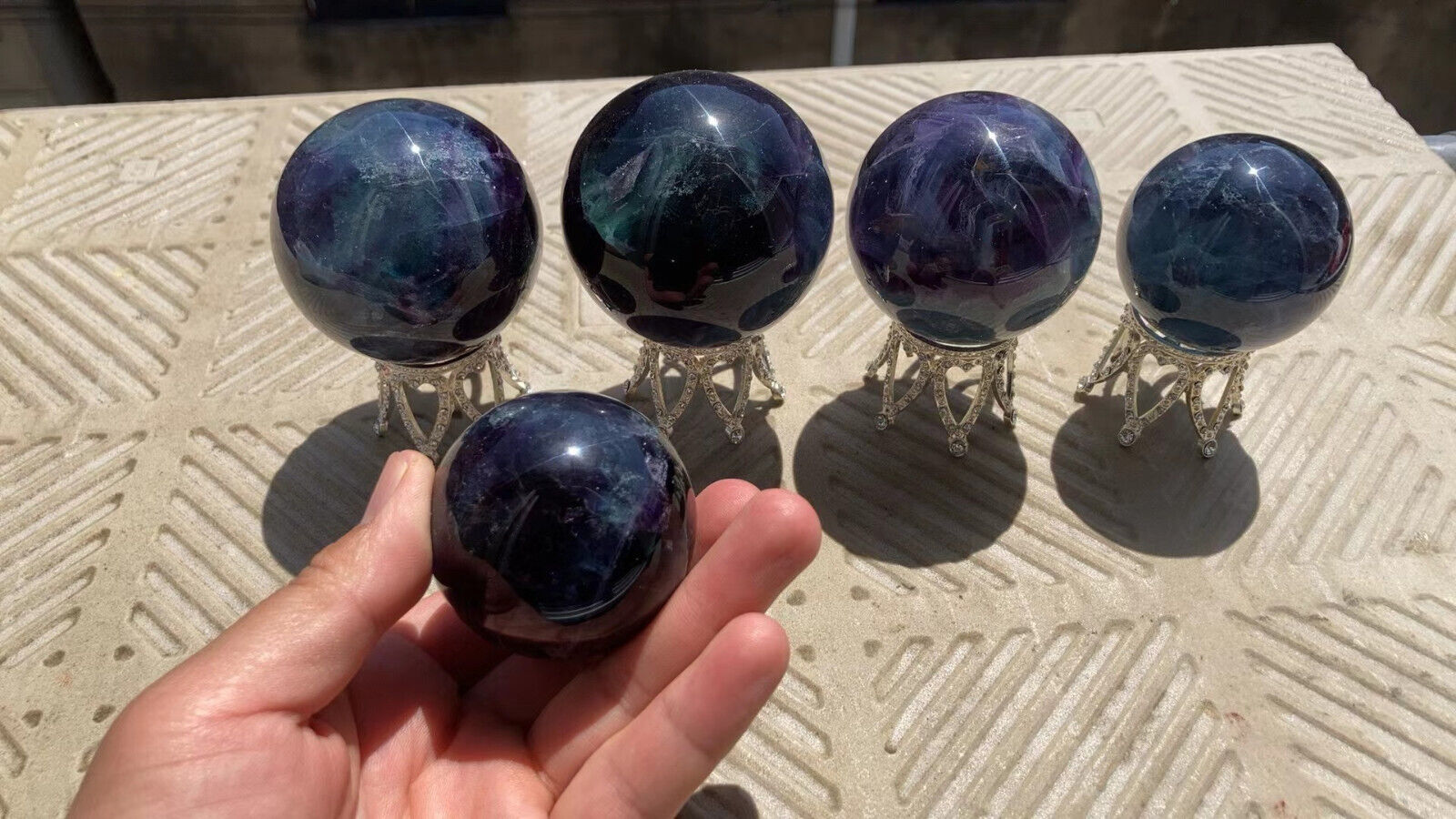 5pcs 1930g 2.0\'\'-2.75\'\'  Natural purple blue fluorite balls healing
