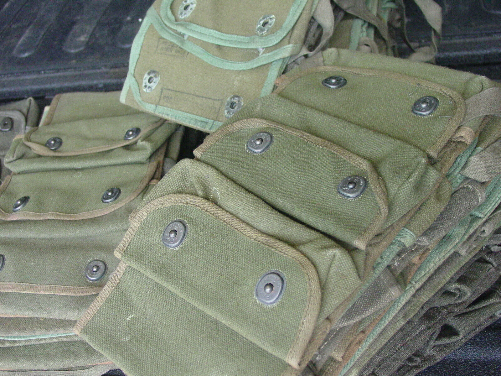 Original Army 3 Pocket Grenade Pouch M51 Canvas Green Indochina Algerian