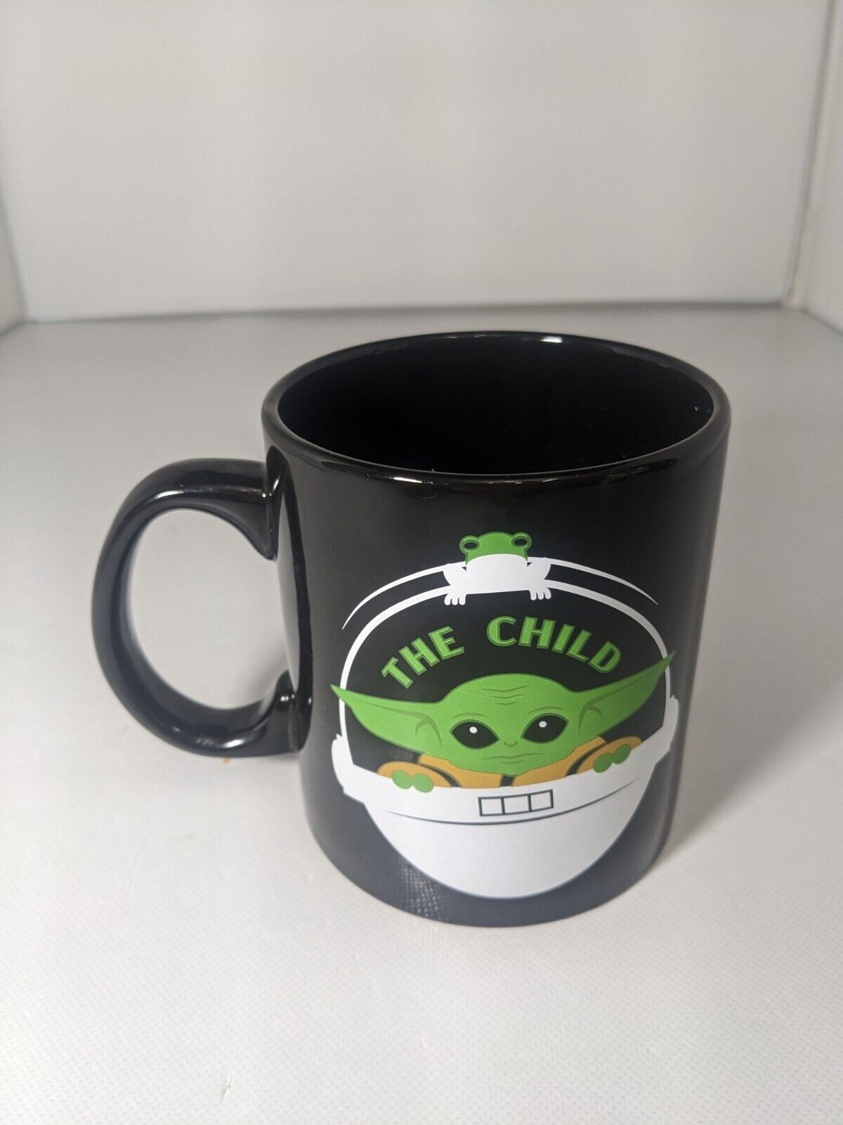 GOOD-  Star Wars Lucas Films Yoda The Child Ceramic Coffee Mug Cup 20 oz.