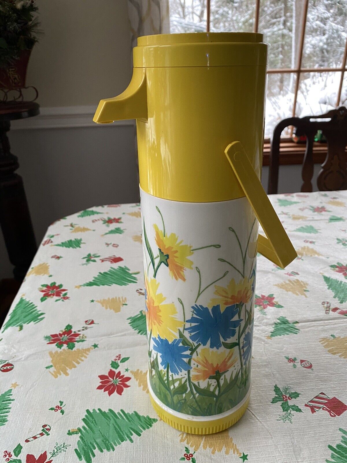 Alladin\'s Pump-A-Drink Insulated Drink Thermos 1970\'s Floral Yellow Vintage