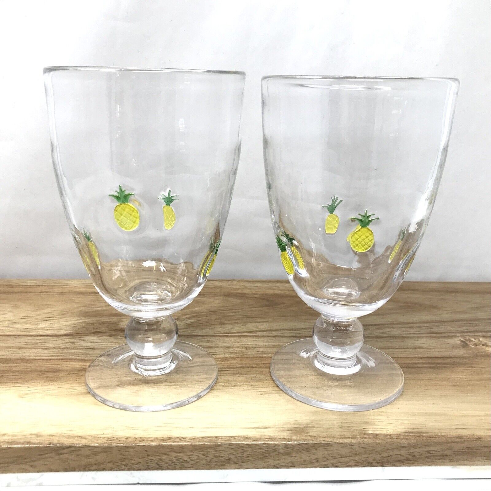 Anthropologie Penelope Pineapple Art Glass Goblets Set of 2 Summer Party Barware