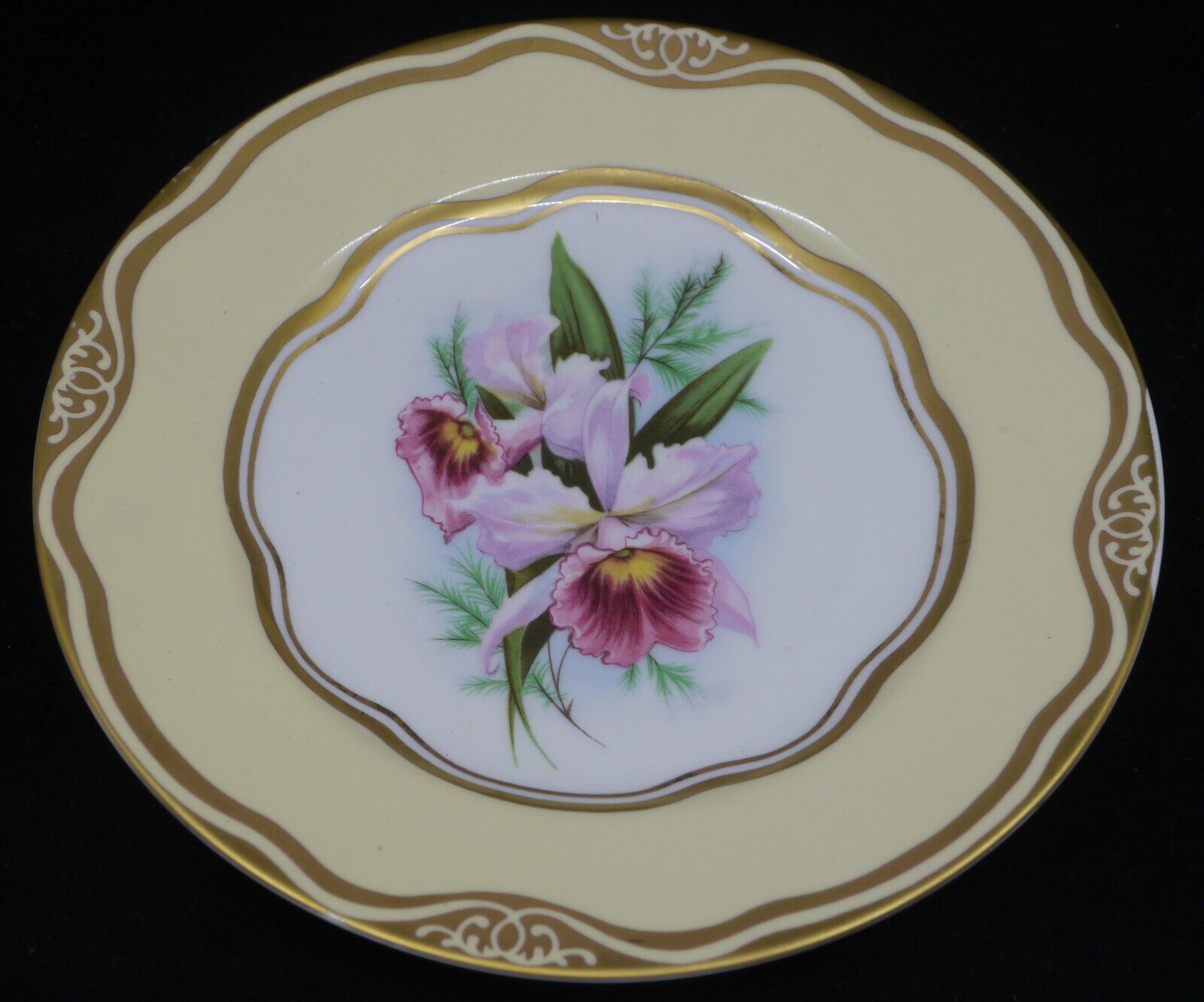 FLOWERS OF THE FIRST LADIES COLLECTOR PLATE, CAROLINE HARRISON, ORCHID, WOODMERE