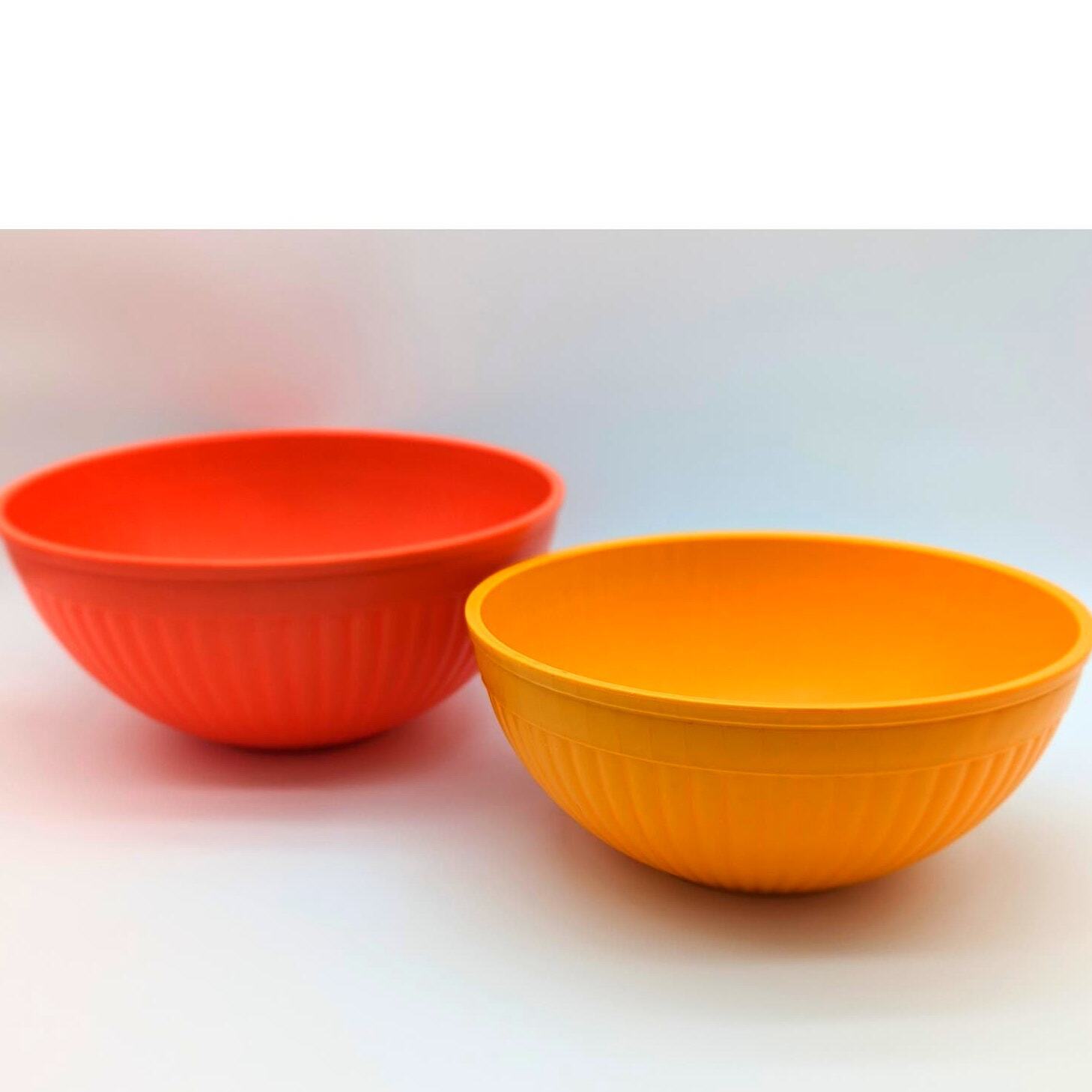 Vintage 1970\'s Nordic Ware Thick Orange and Yellow 2pc Serving Bowl Set