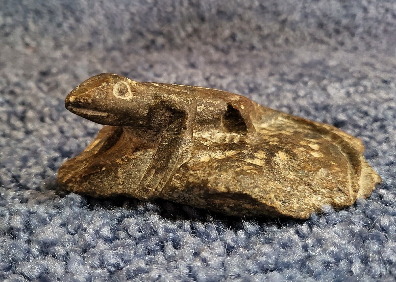 Vtg. Carved Gecko/Lizard In Stone.