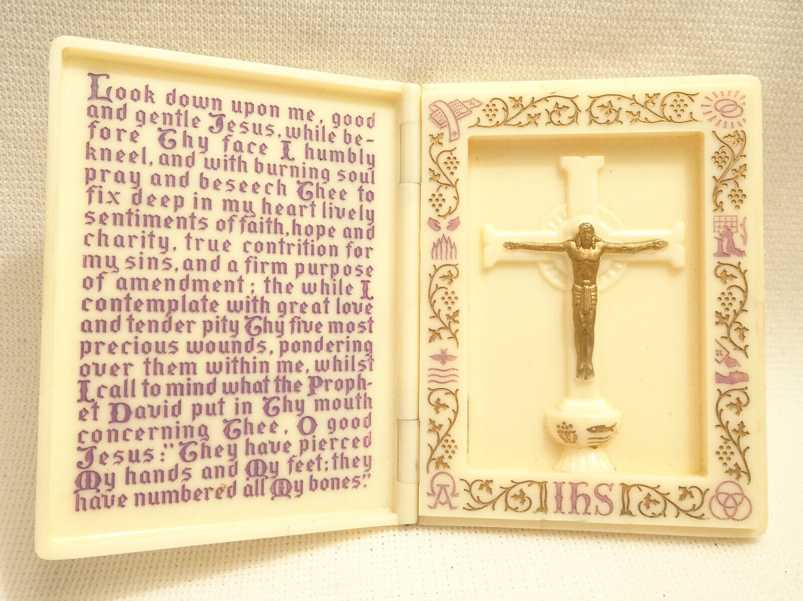 3D Crucifix Antique Celluloid Prayer Case