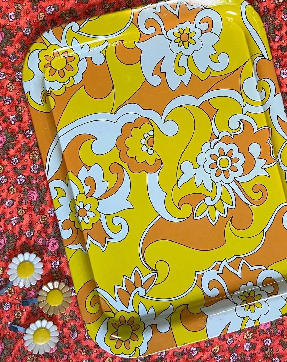 Vintage Retro 60s 70s Groovy Psychedelic Tray w/ Daisy Hanger Magnet Set MOD