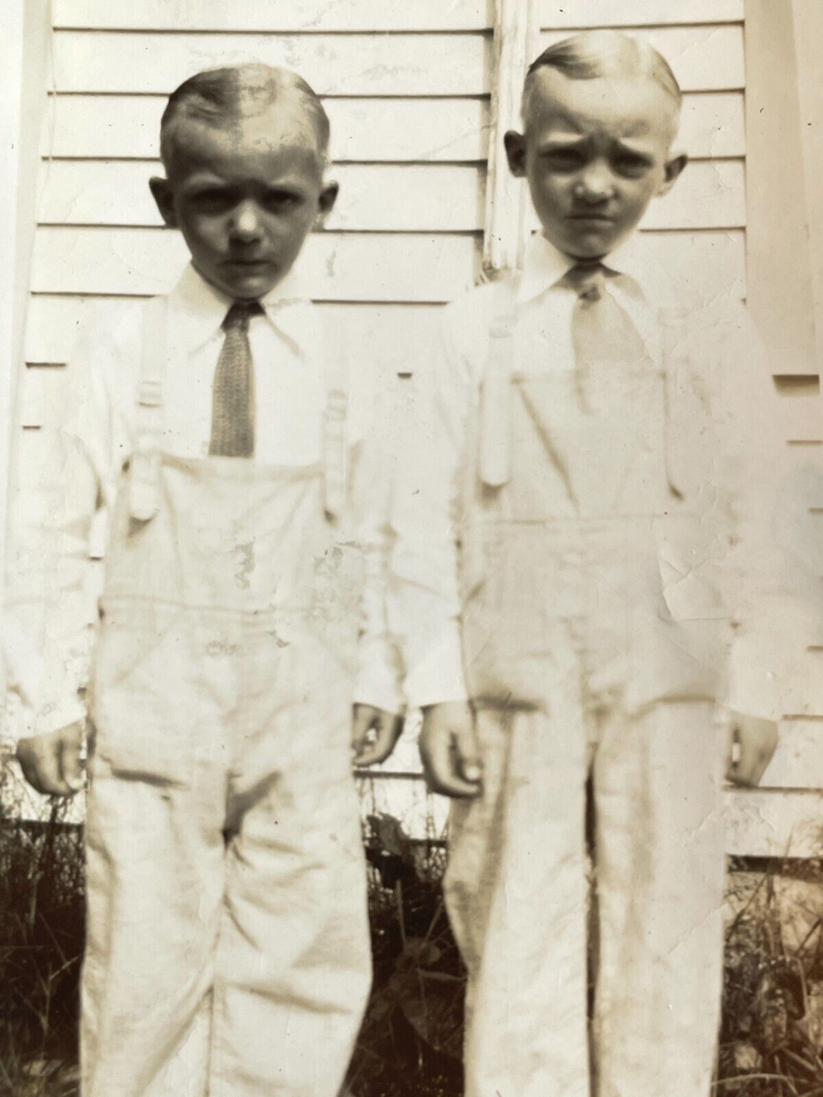 i2 Creepy Twin Brothers 1930-40's Farm Boys 