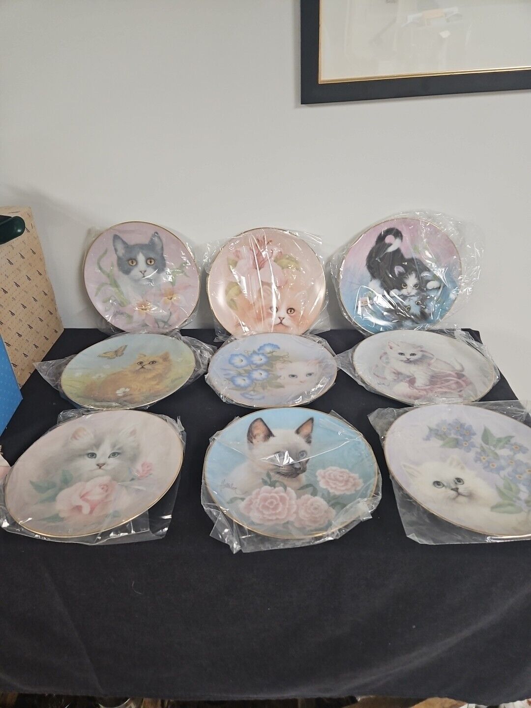 The Hamilton Collection  Cat Petals and Purrs Plate 1988 Set Of 9