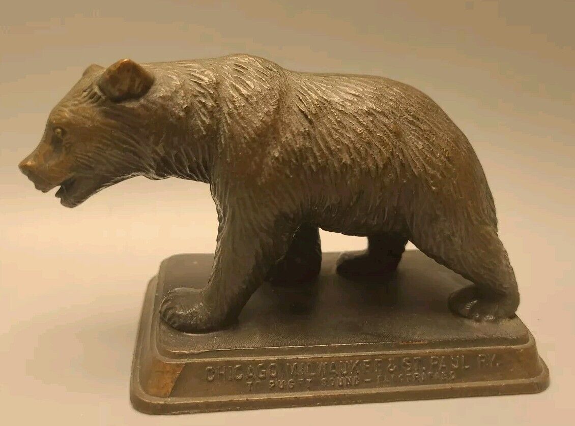 Vintage Chicago Milwaukee & St. Paul RR Bear Advertising Paperweight Yellowstone