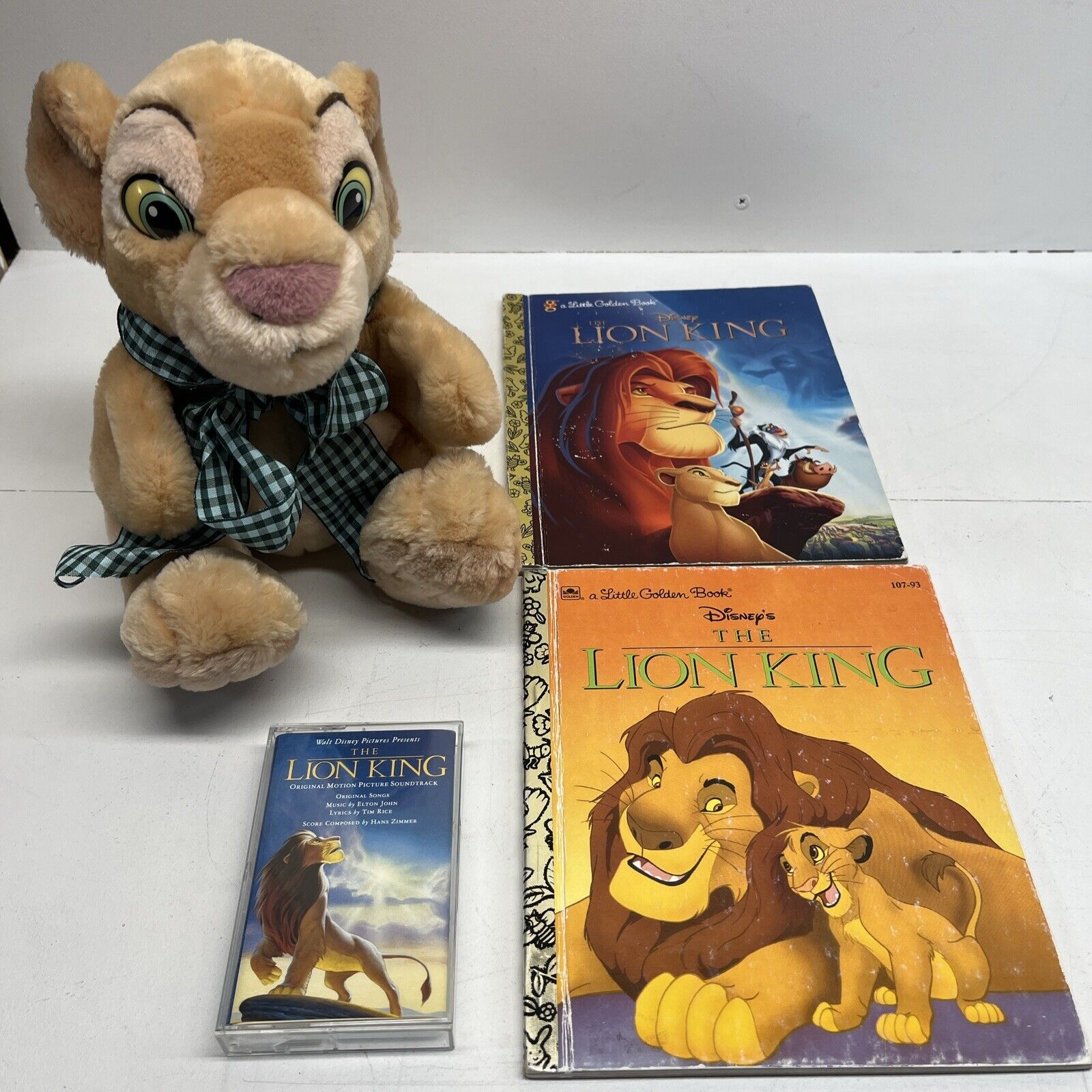Vintage Disney Lion King Nala Plush Hand Puppet Golden Books Cassette Soundtrack