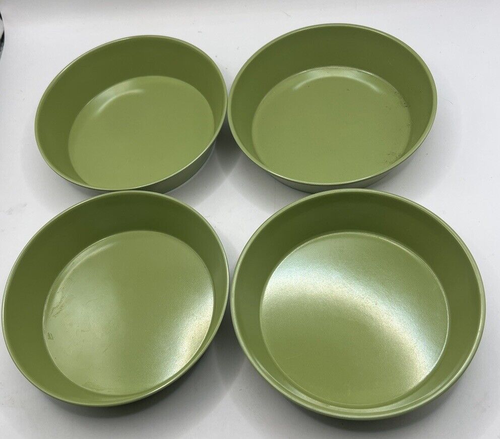 Vintage Set of 4 Melamine Plastic Bowls 1970’s Avacado Green