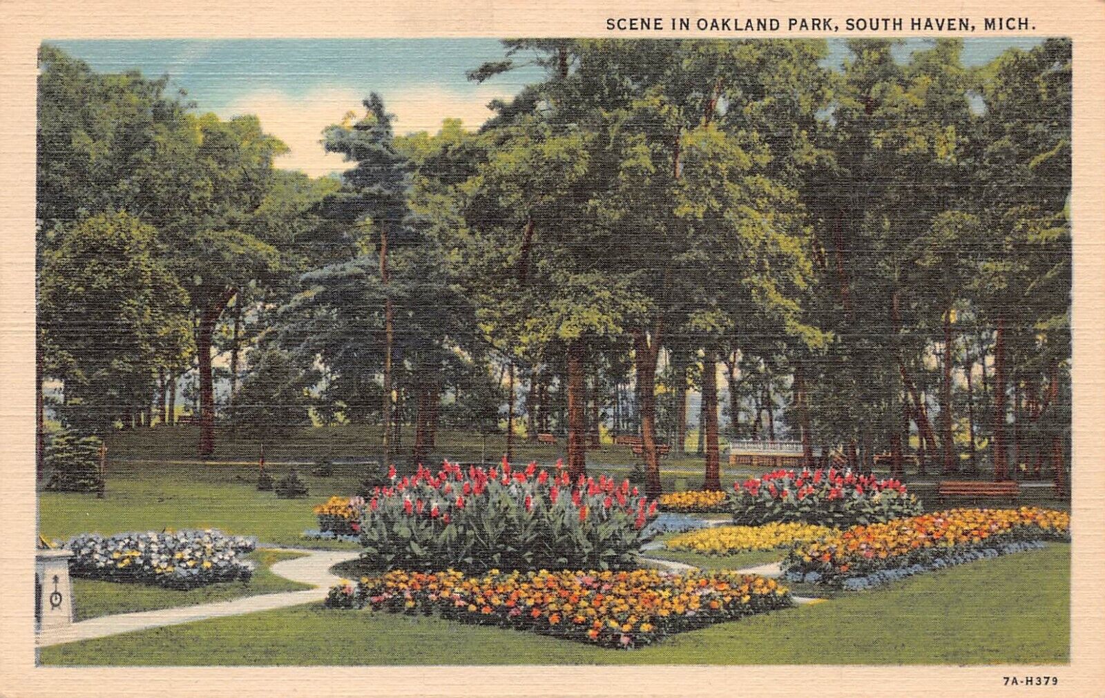 South Haven MI-Michigan Scene In Oakland Park Linen Postcard J7
