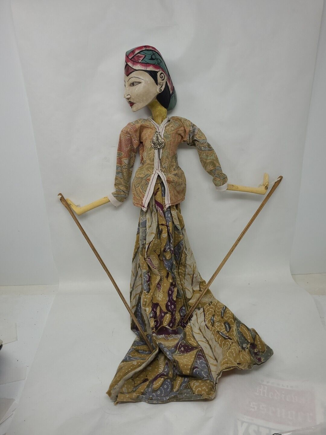 Antique Wayang Golek Asian Indonesian/Balinese Wooden Stick Puppet 22\