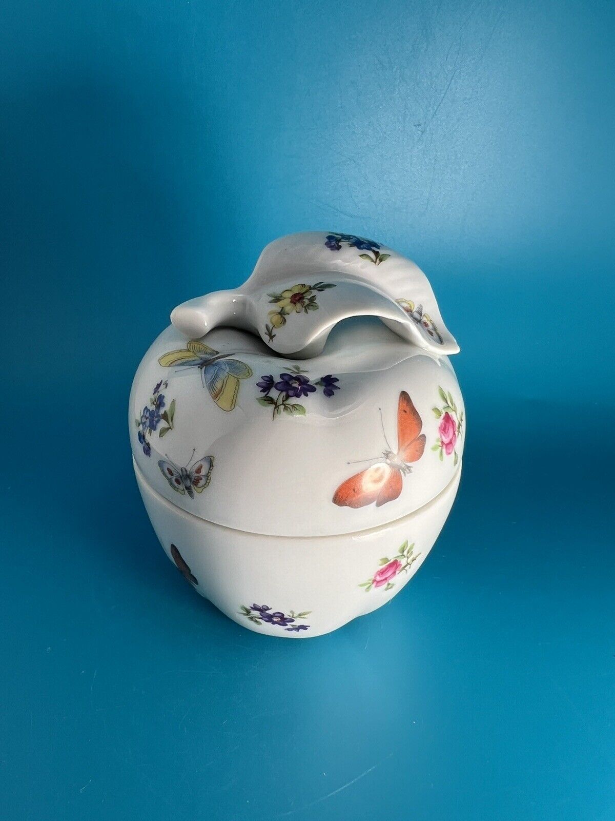 Vintage Glossy Colorful Apple Butterly Porcelain Trinket Box