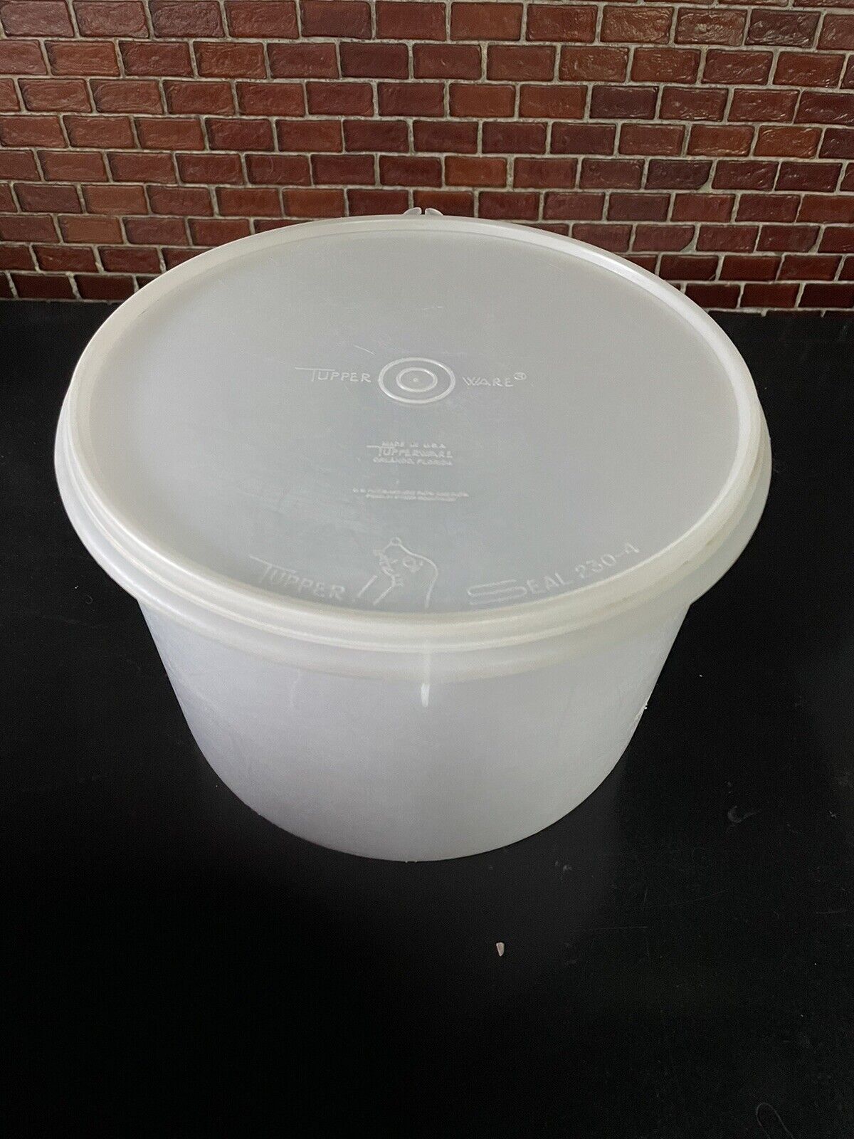 Vintage Tupperware Econo Canister Large Storage with Lid 267-3 / 230-4