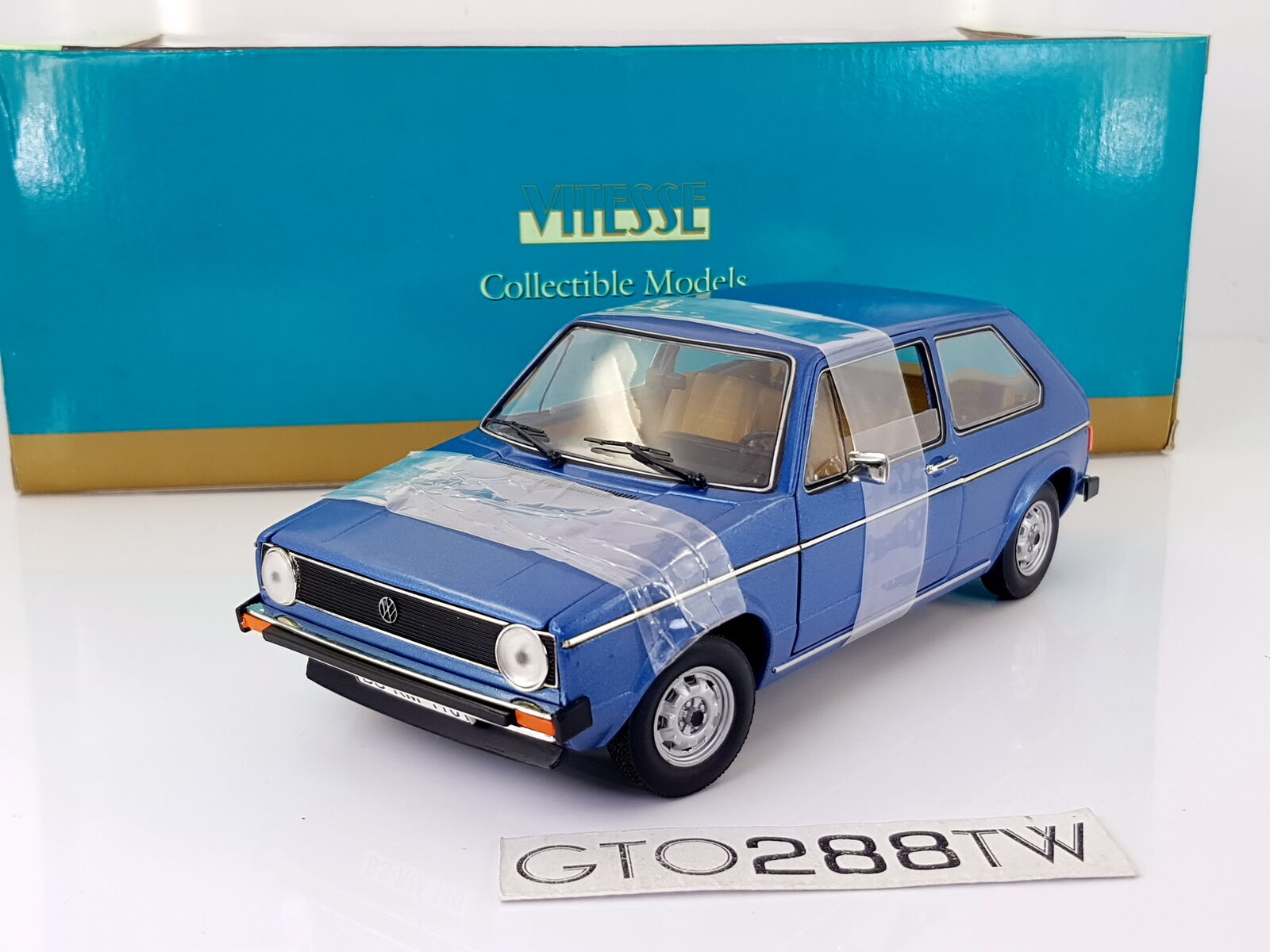 Vitesse 1:18 scale Volkswagen VW Golf 1 LS 1974 Rabbit(Blue) DieCast(Sun Star)