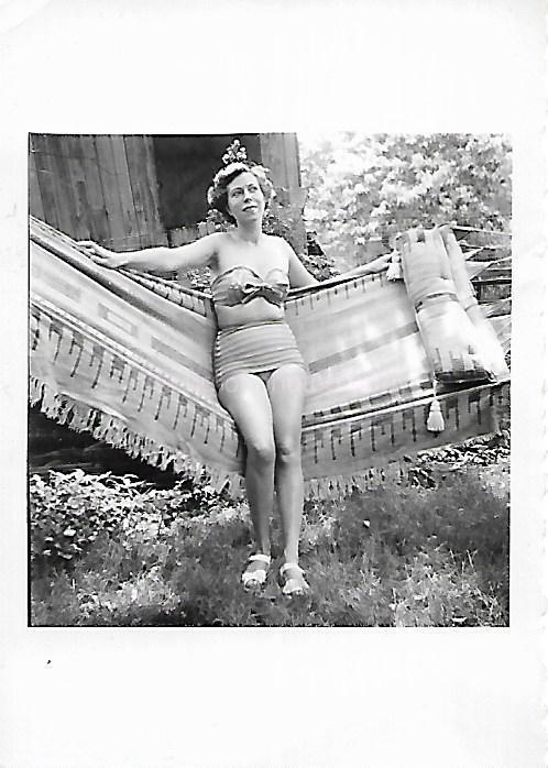 AS SHE WAS IN SUMMER Woman SMALL FOUND PHOTO Original VINTAGE b+w 312 42 I