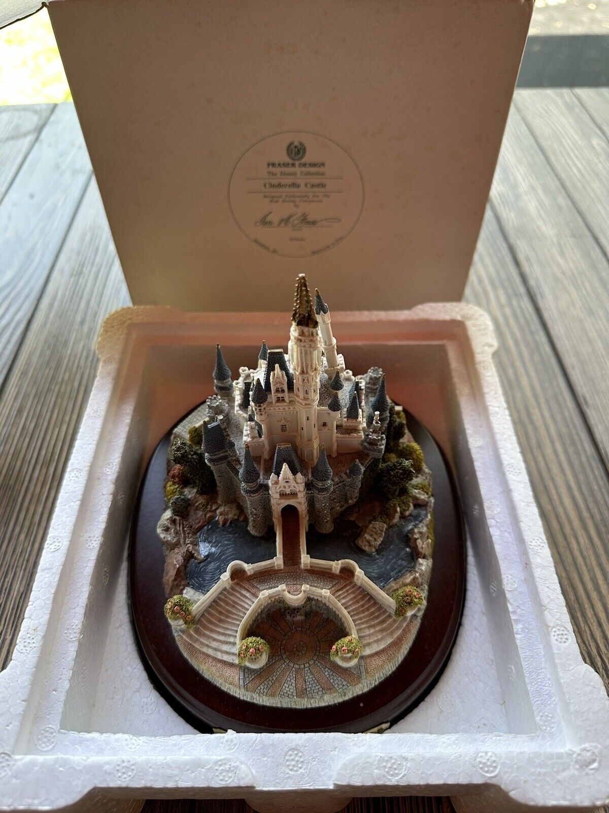 Vintage Fraser Design The Disney Collection Cinderella Castle 
