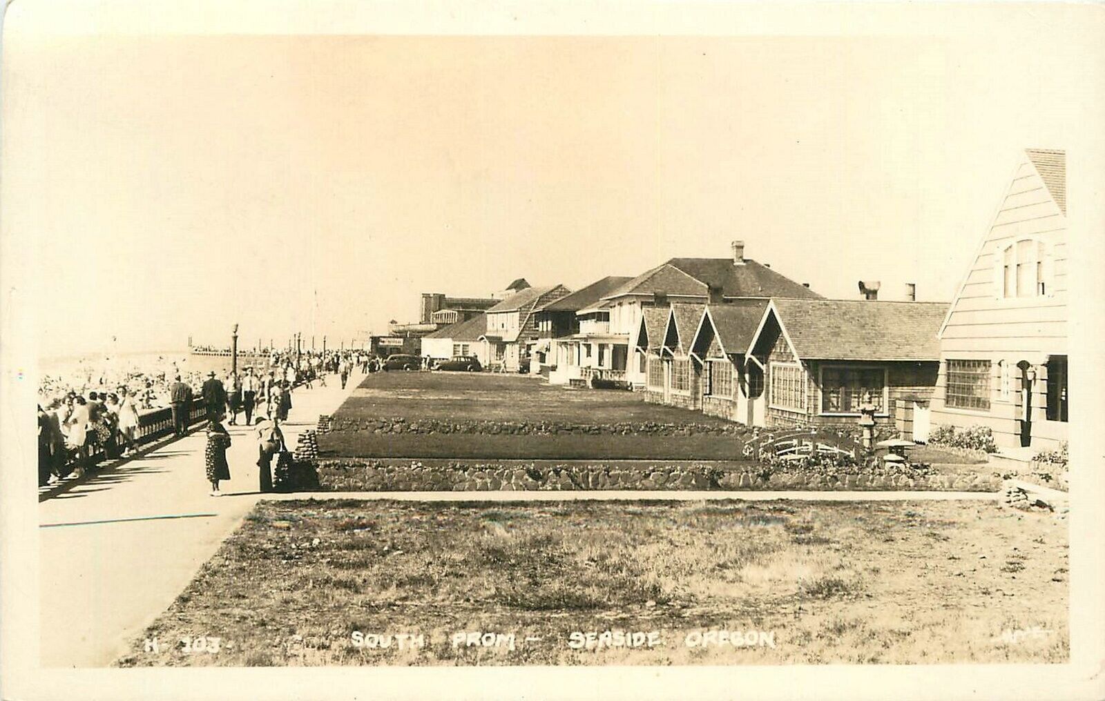 Postcard RPPC Oregon Seaside South Prom 1930s roadside 23-4890
