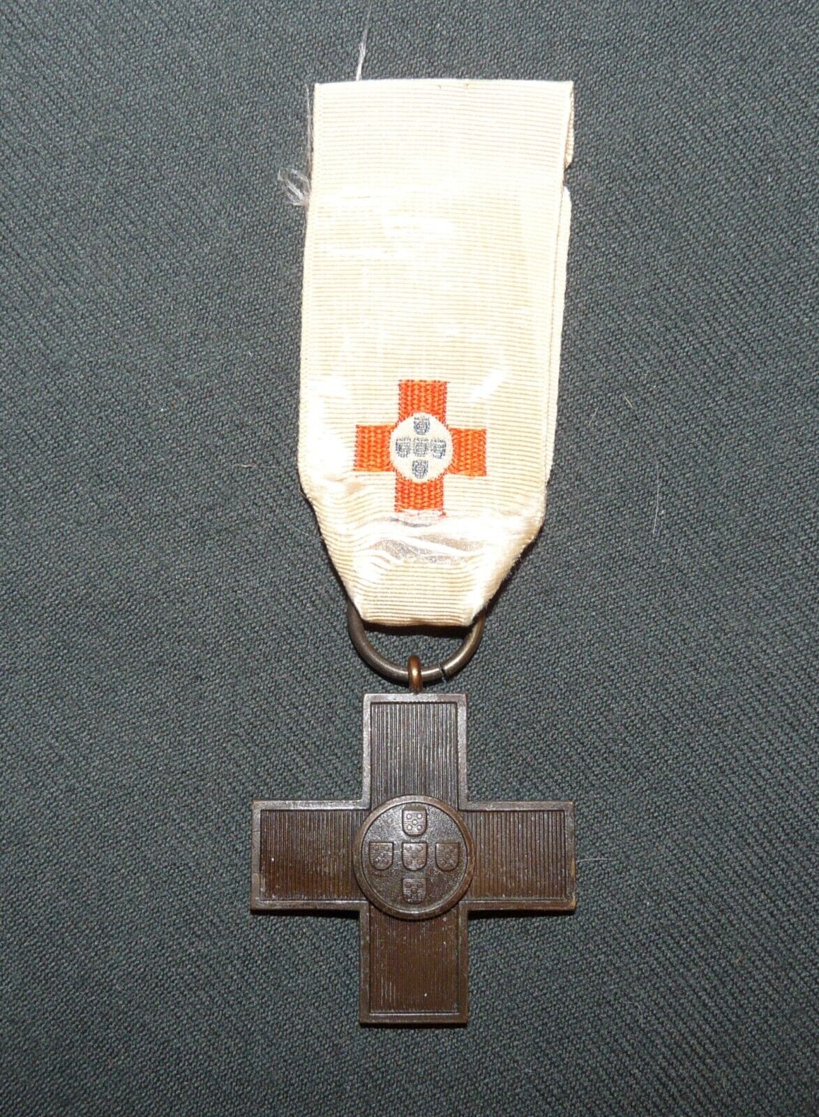 Original Vintage Portugal Portuguese Red Cross Medal 1865-1925